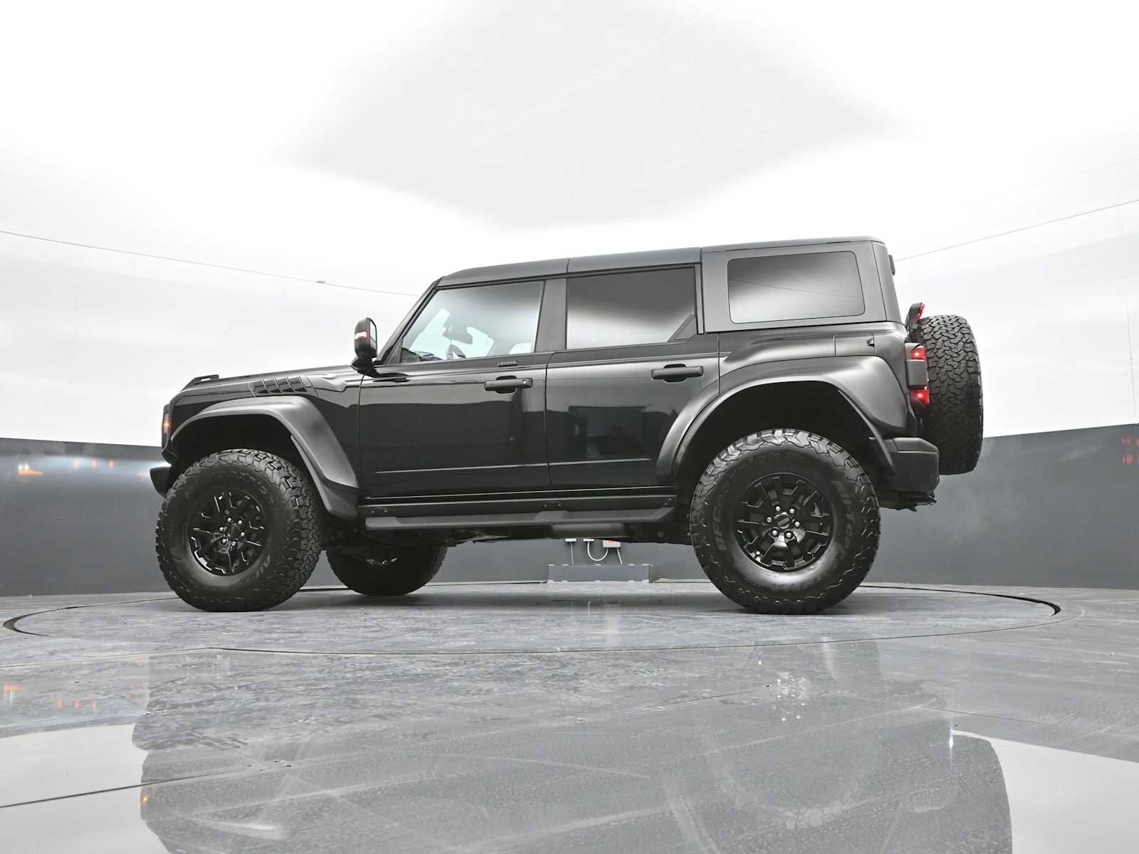 Used 2022 Ford Bronco Raptor image 38