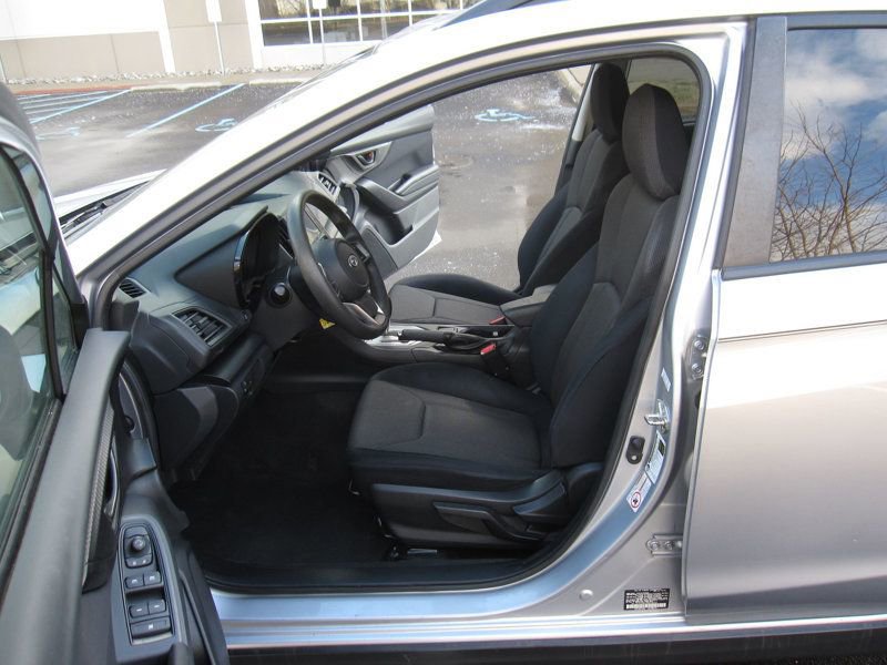 Used 2019 Subaru Crosstrek 2.0i image 17