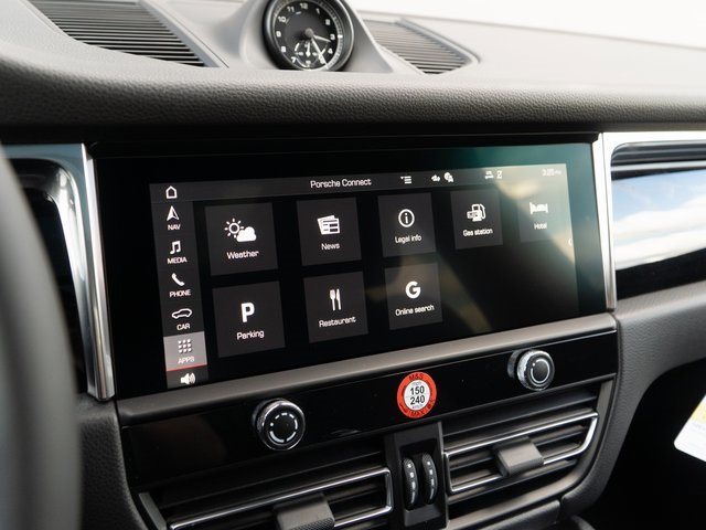 New 2026 Porsche Macan image 25