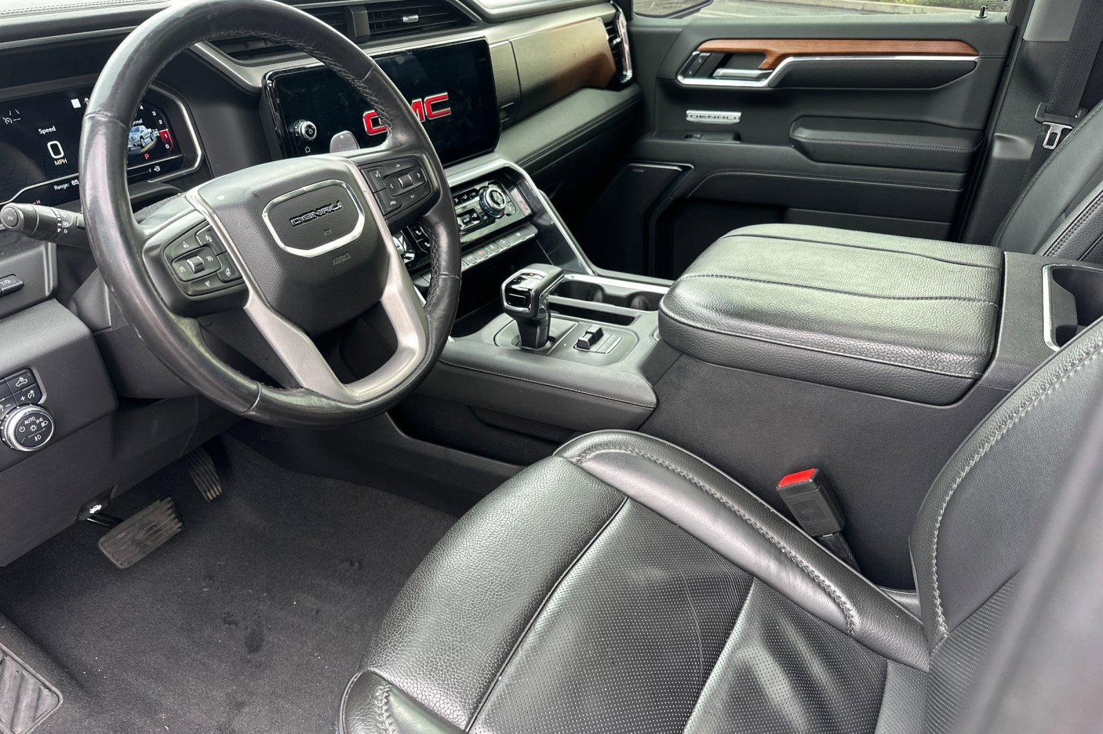 Used 2023 GMC Sierra 1500 Denali w/ Denali Reserve Package image 10