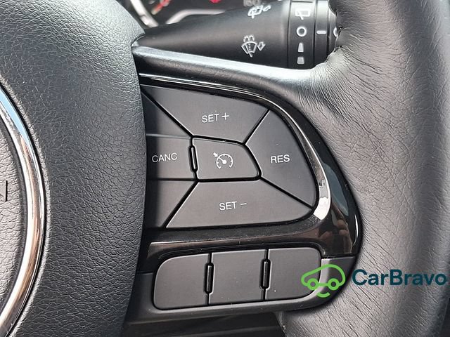 Used 2019 Jeep Renegade Altitude w/ UConnect 8.4 Nav Group AWD/4WD image 23