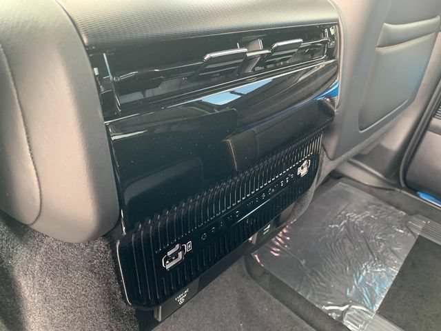 New 2026 Jeep Grand Wagoneer Summit AWD/4WD image 14
