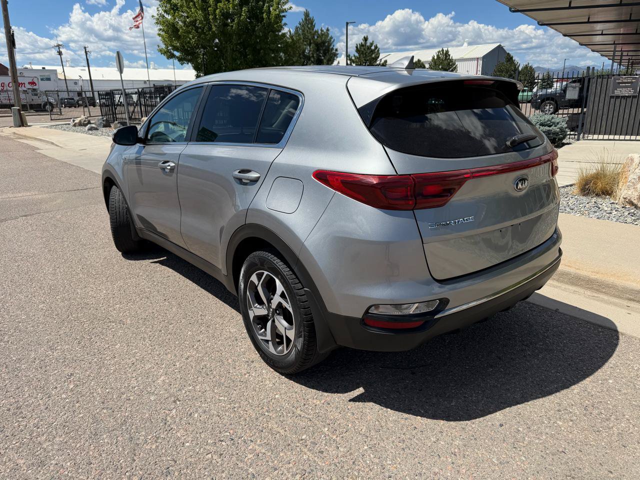 Used 2020 Kia Sportage LX w/ LX Popular Package AWD/4WD image 2