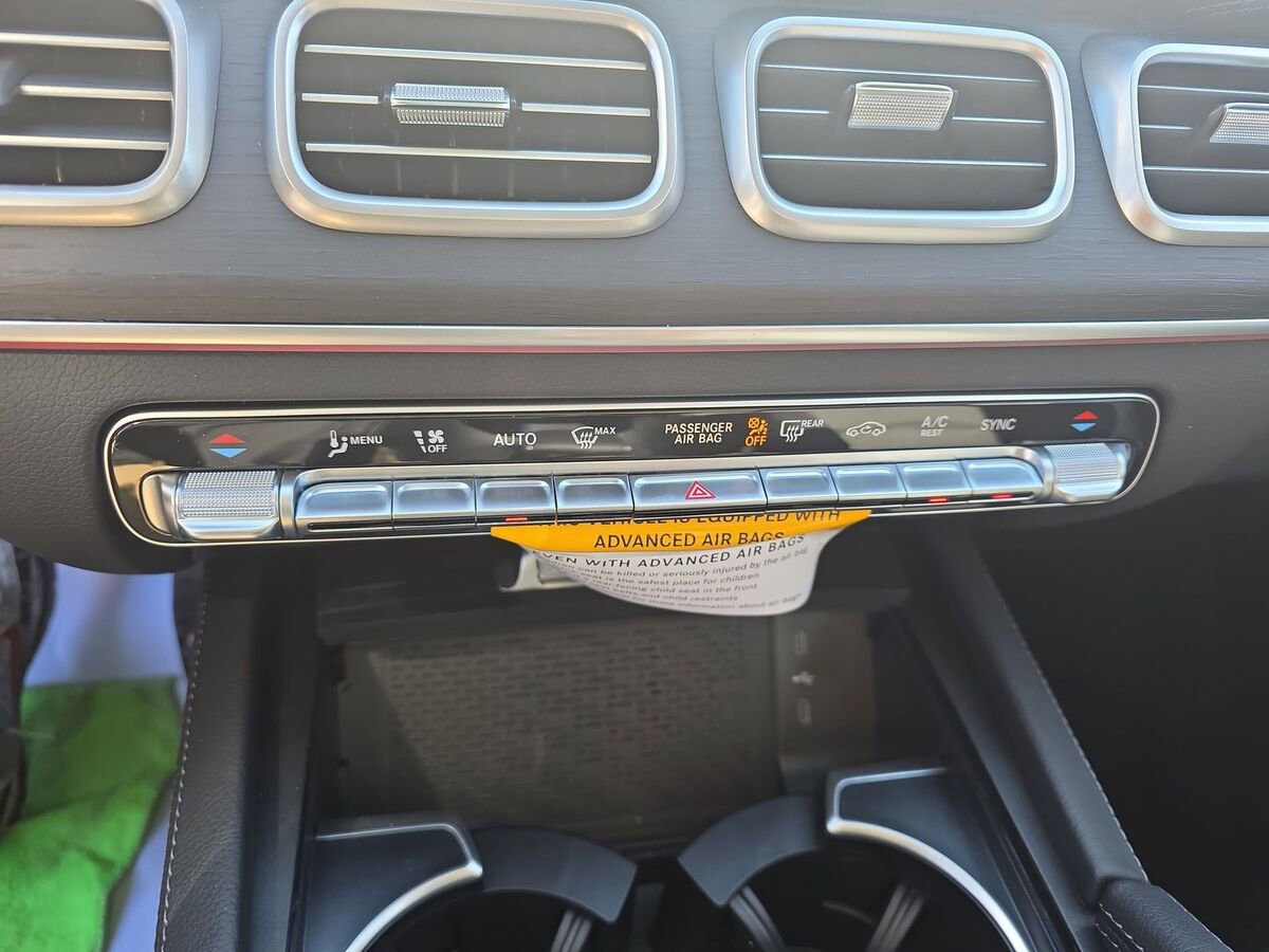 New 2026 Mercedes-Benz GLS 450 4MATIC image 24