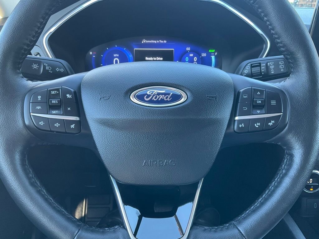 Used 2020 Ford Escape Titanium image 53