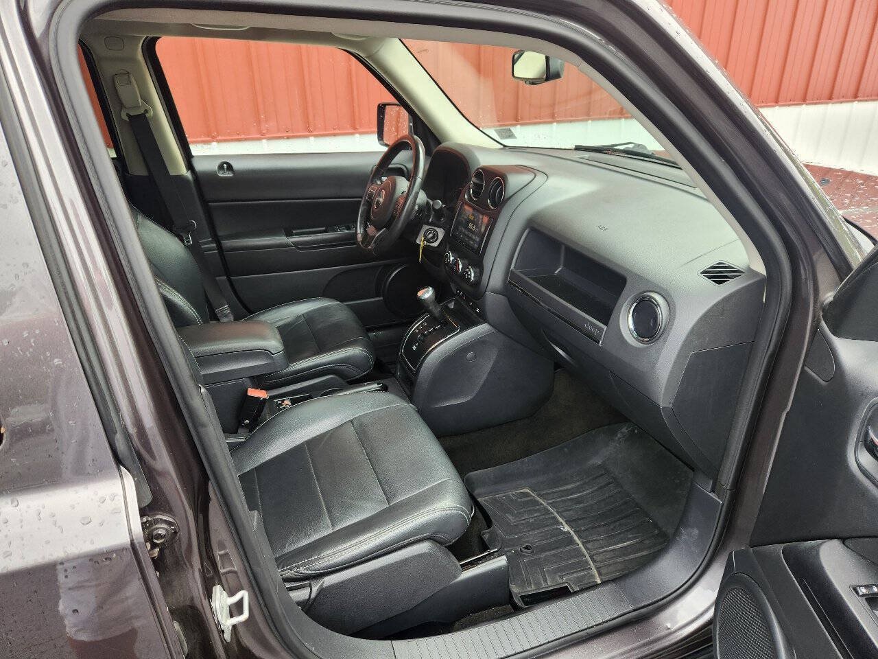 Used 2016 Jeep Patriot High Altitude AWD/4WD image 13