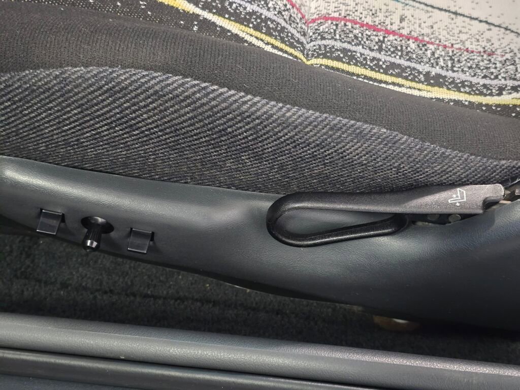 Used 1993 Chevrolet Camaro Z28 image 60