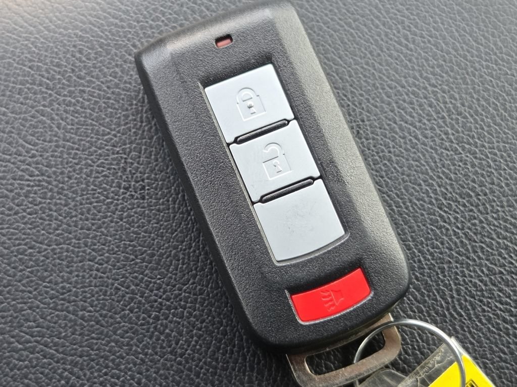 Used 2023 Mitsubishi Eclipse Cross SE AWD/4WD image 34