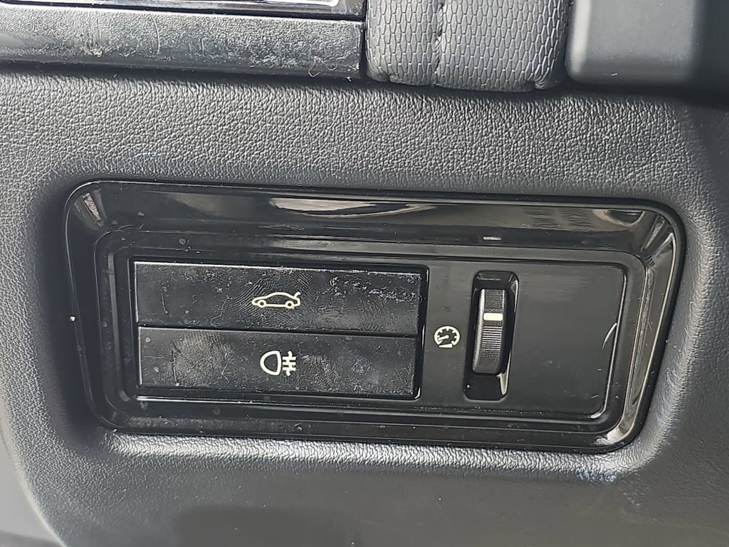 Used 2014 Jaguar F-TYPE S image 26