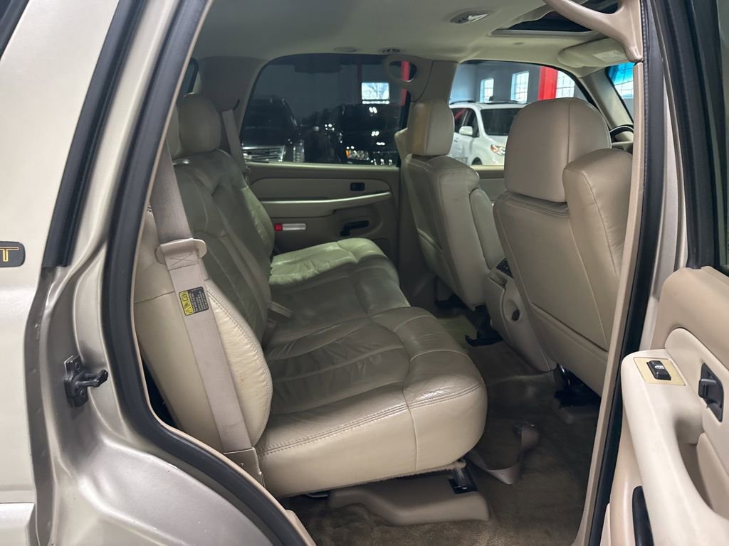Used 2002 Chevrolet Tahoe LT image 34