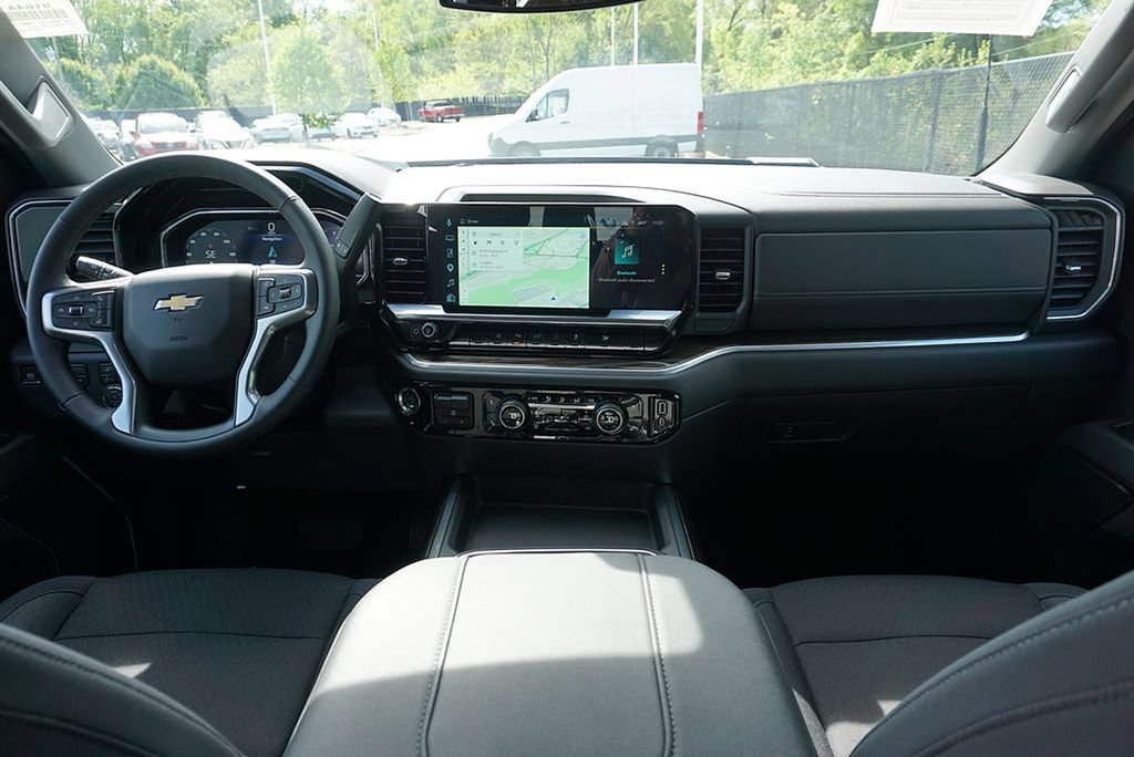 Used 2025 Chevrolet Silverado 2500 LT w/ All Star Edition AWD/4WD image 42