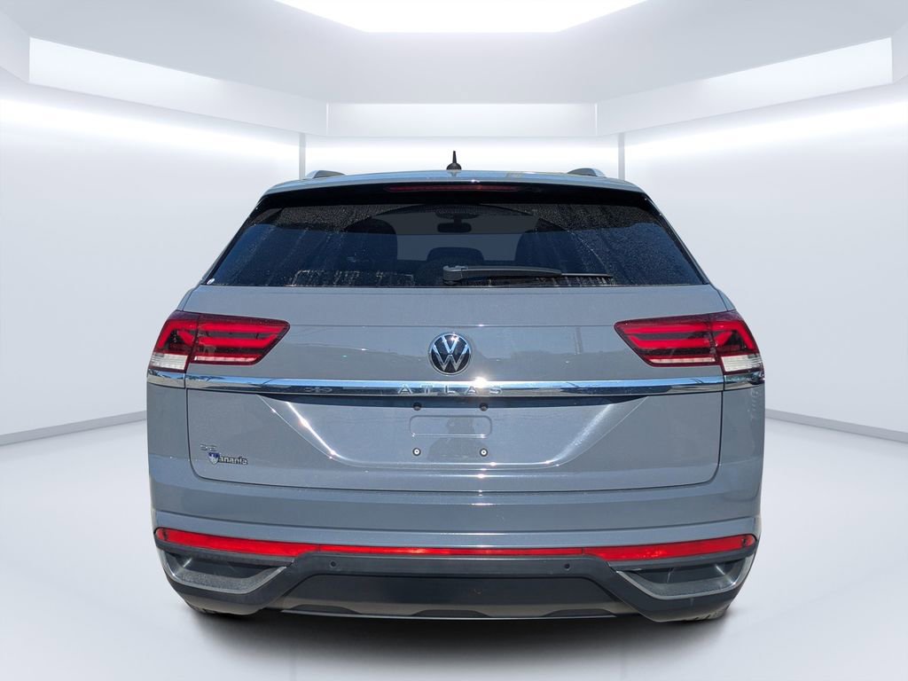 Used 2021 Volkswagen Atlas Cross Sport SE image 4