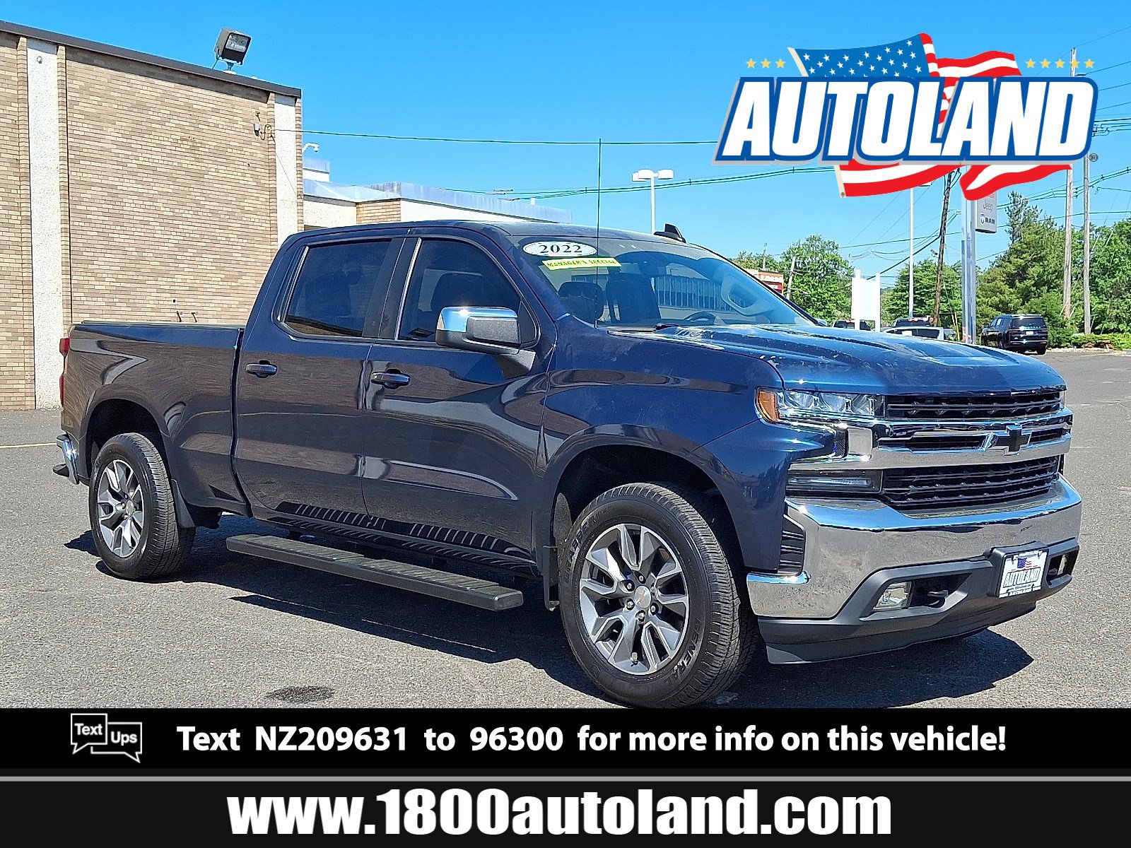 Used 2022 Chevrolet Silverado 1500 LT w/ Bed Protection Package AWD/4WD image 1