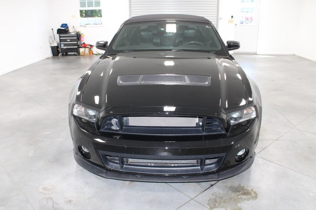 Used 2012 Ford Mustang Shelby GT500 w/ SVT Performance Pkg RWD image 3