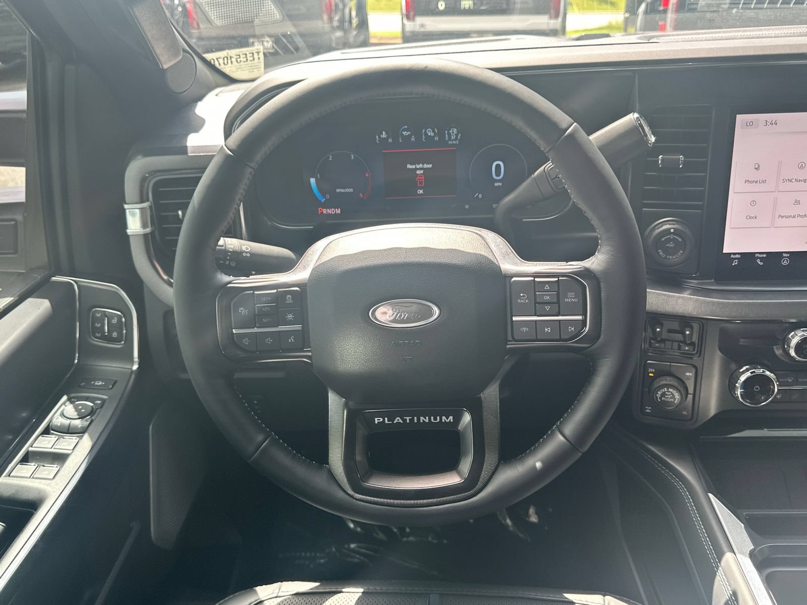 New 2026 Ford F250 Platinum w/ Tremor Off-Road Package AWD/4WD image 24