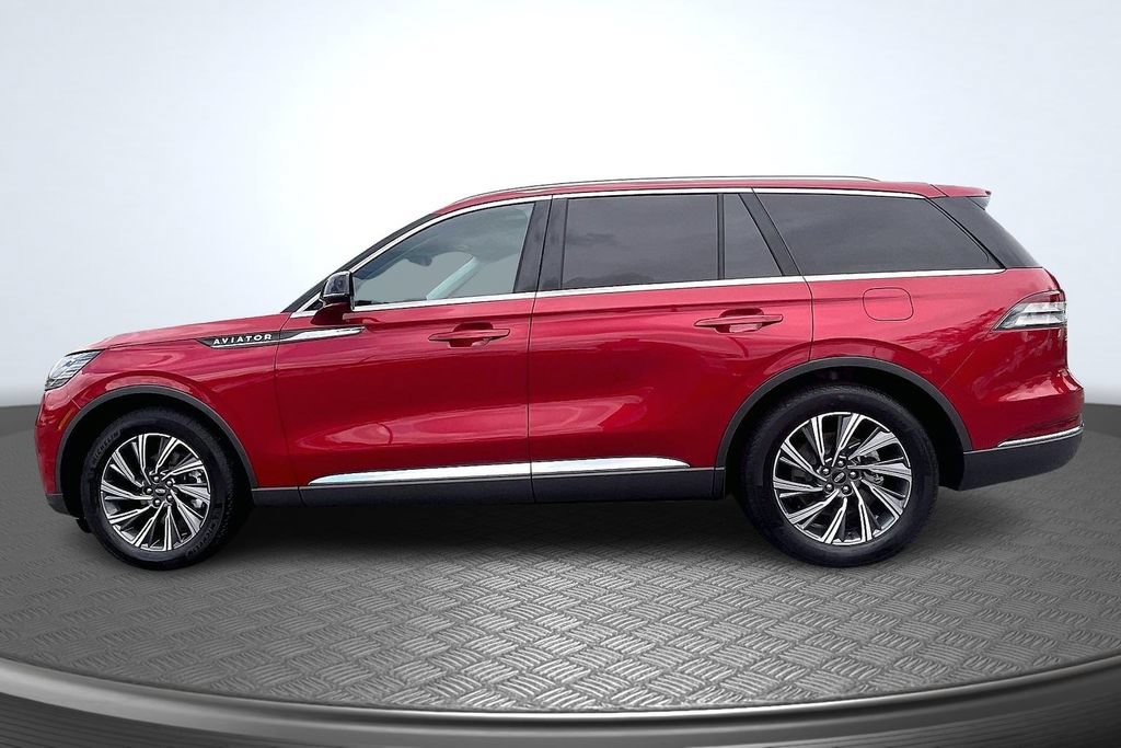 Used 2026 Lincoln Aviator 2WD image 8