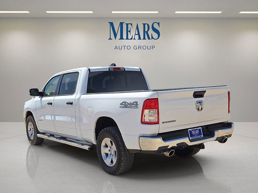 Used 2023 RAM 1500 Big Horn AWD/4WD image 3