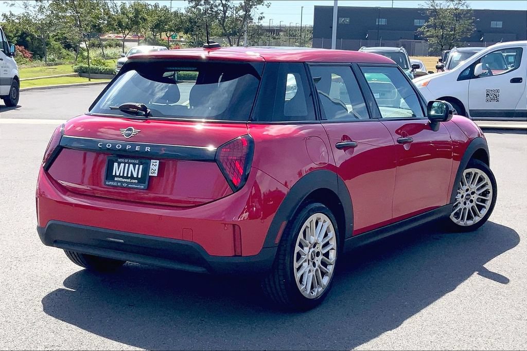 Certified 2025 MINI Cooper S FWD image 11