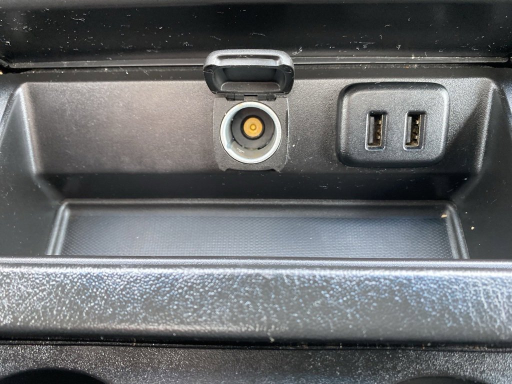 Used 2018 Chevrolet Suburban Premier image 40