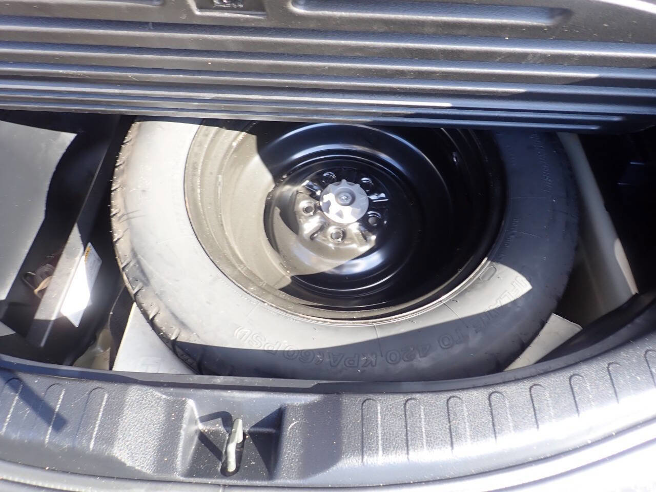 Used 2014 Toyota RAV4 Limited image 20