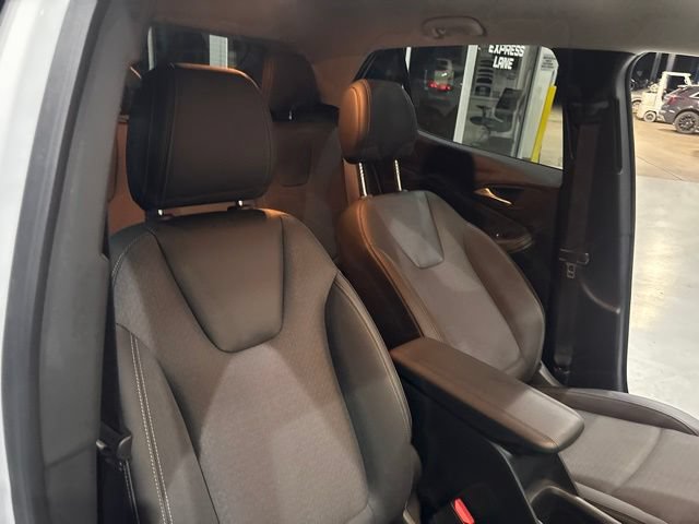 Used 2024 Buick Encore GX Preferred w/ Comfort Package AWD/4WD image 38