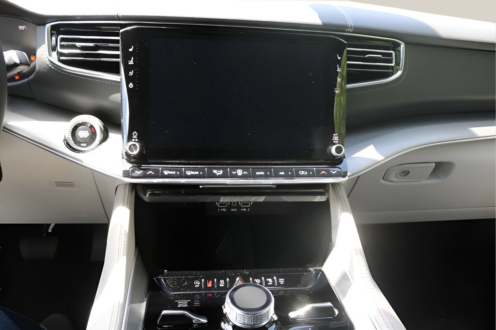 New 2026 Jeep Grand Wagoneer Limited AWD/4WD image 24