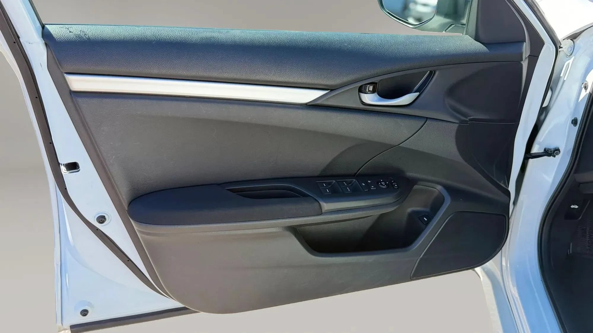 Used 2020 Honda Civic LX image 9