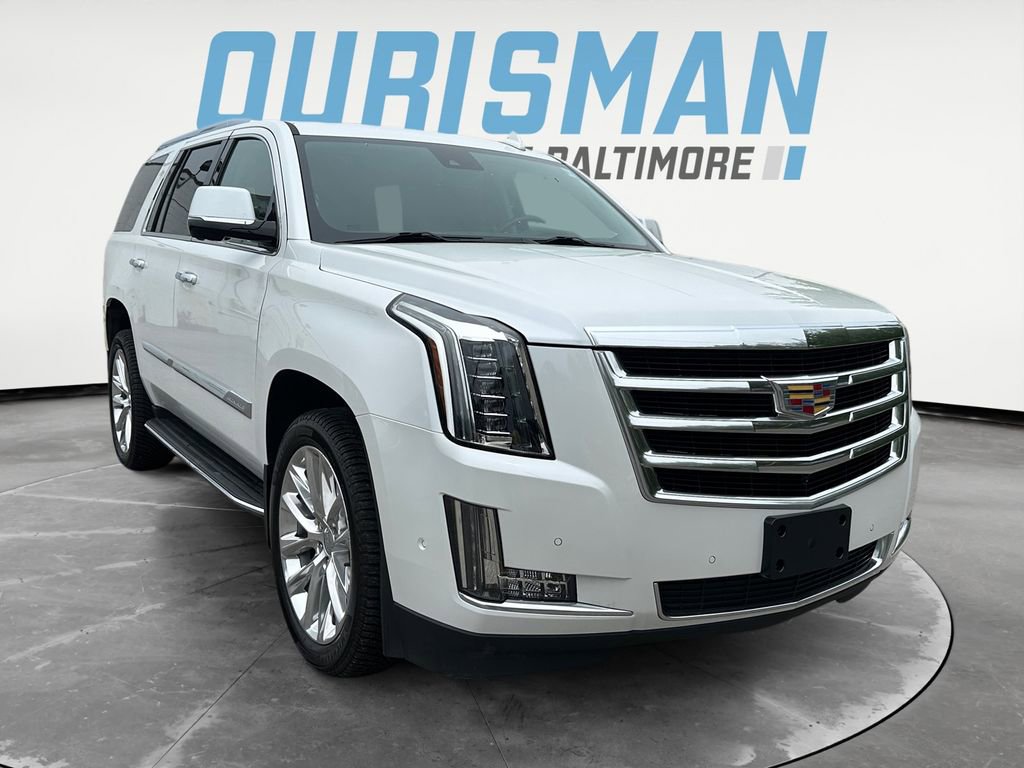 Used 2020 Cadillac Escalade Luxury AWD/4WD image 1