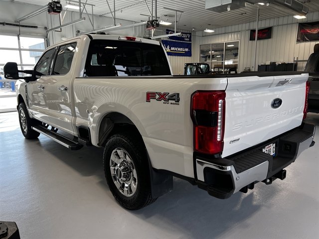 Used 2024 Ford F350 Lariat w/ Chrome Package image 5