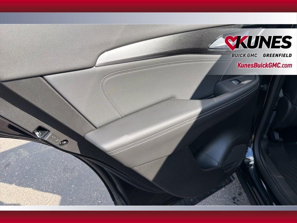 New 2026 Buick Envision Preferred image 38
