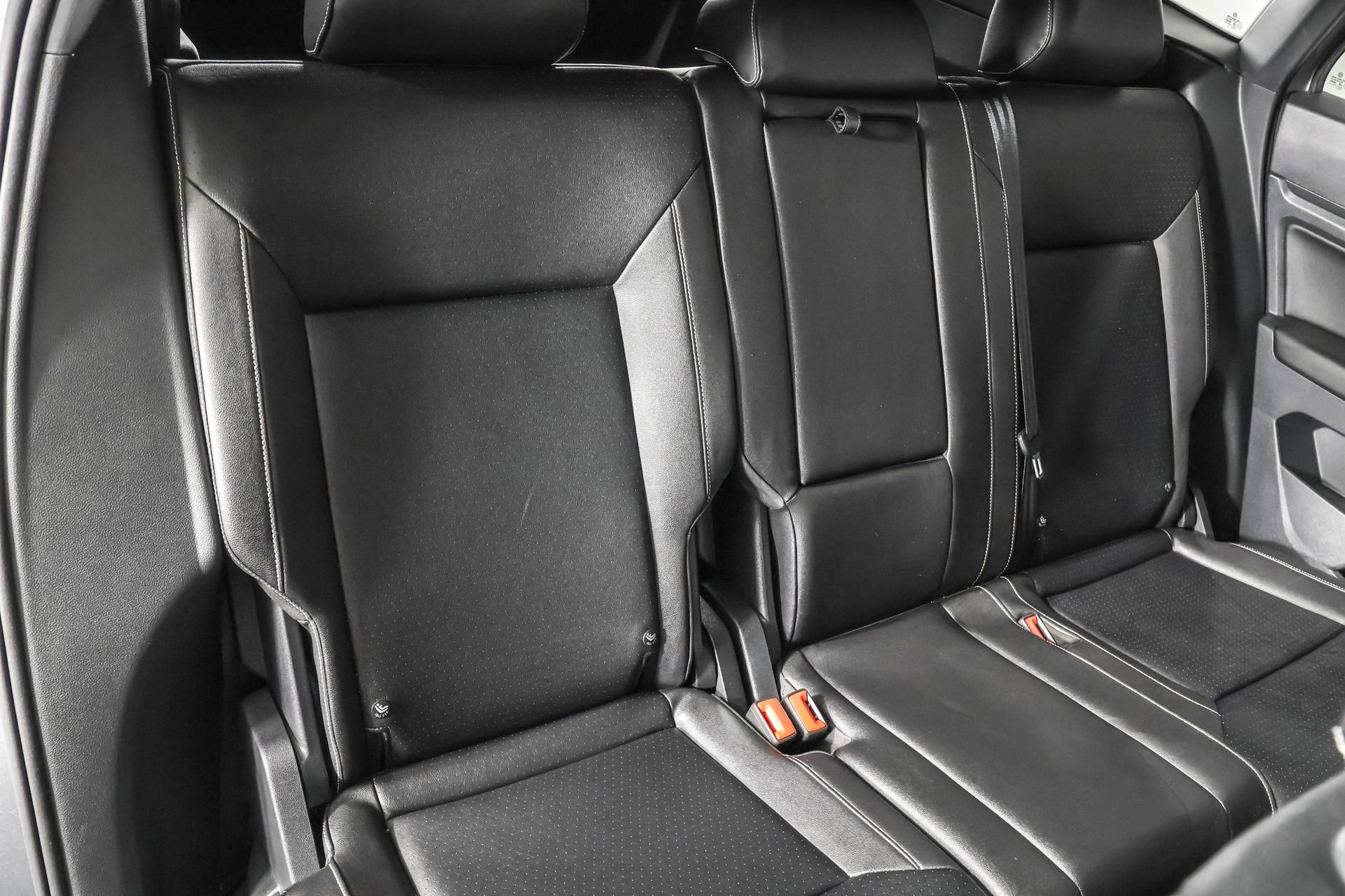 Used 2020 Volkswagen Atlas Cross Sport SE w/ Panoramic Sunroof Package image 41