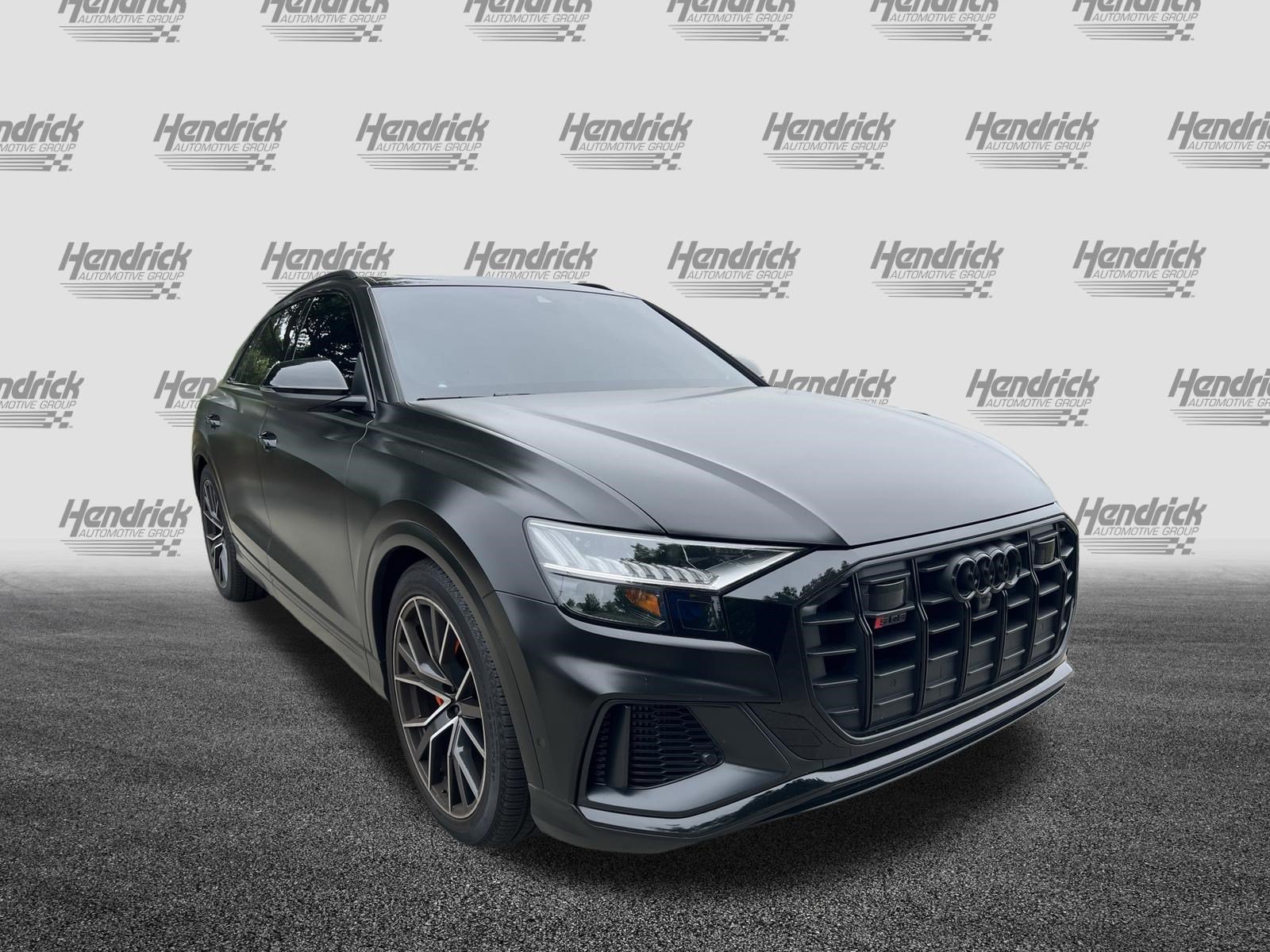 Used 2023 Audi SQ8 Prestige w/ Prestige Package AWD/4WD image 2
