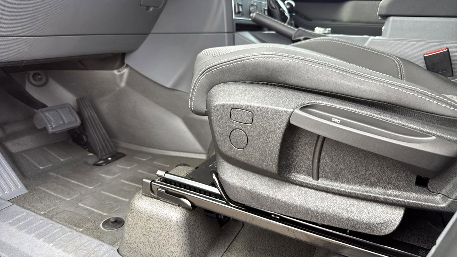 Used 2024 INEOS Grenadier Trialmaster Edition image 11