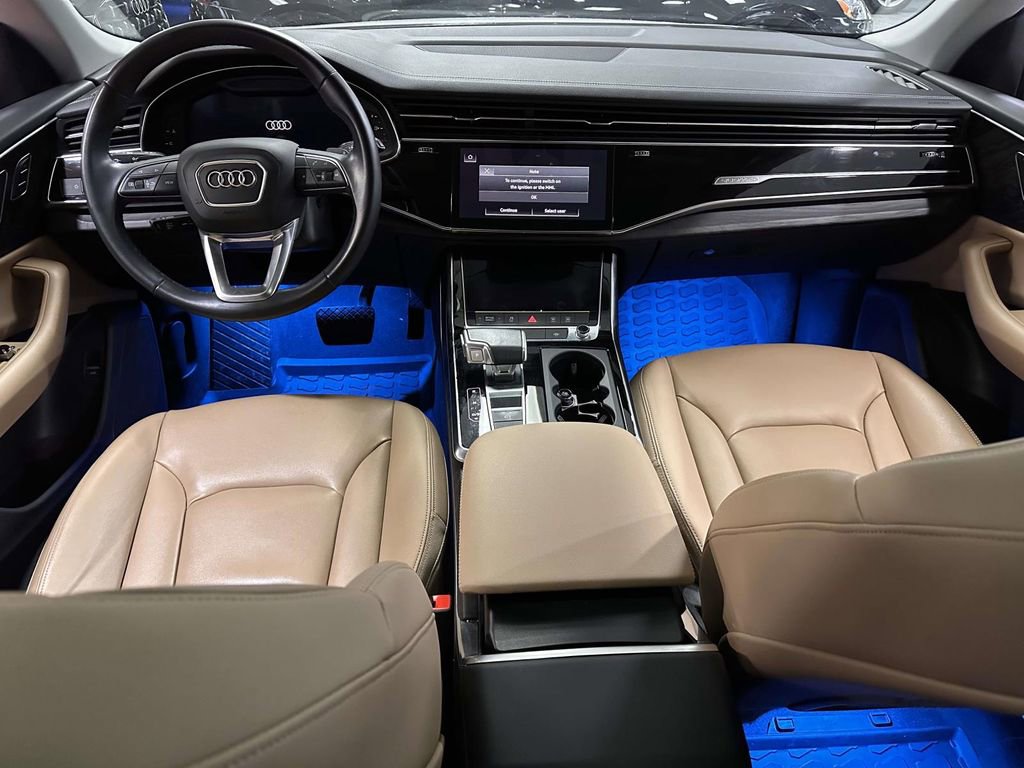 Used 2023 Audi Q8 Premium w/ Convenience Package image 17