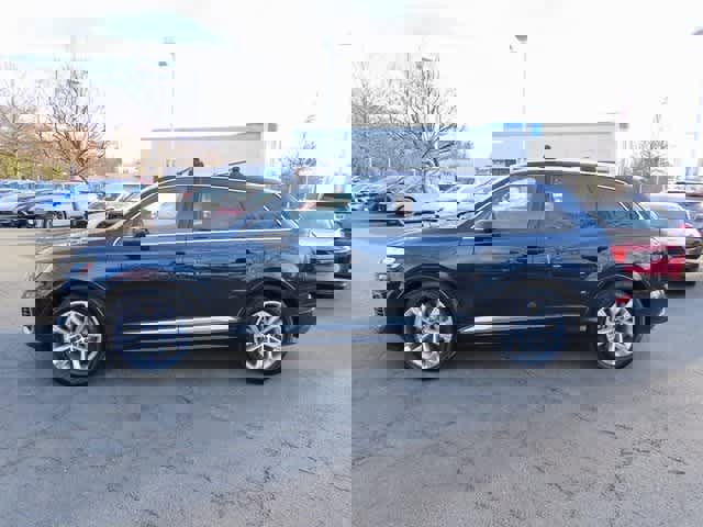 Used 2025 Audi Q7 3.0T Prestige w/ Prestige Package image 3