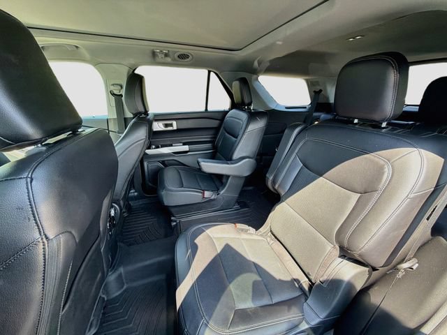 Used 2024 Ford Explorer Limited w/ Limited Technology Package AWD/4WD image 21