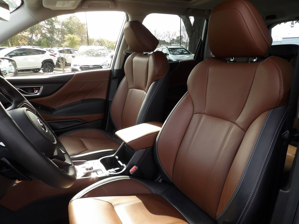 Used 2023 Subaru Forester Touring image 15