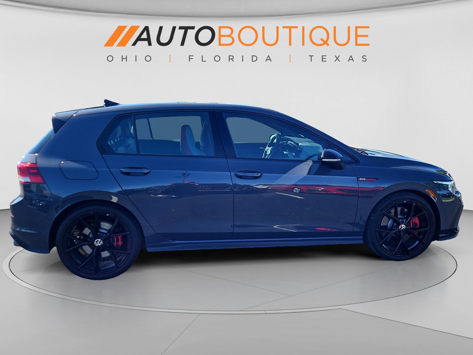 Used 2024 Volkswagen GTI SE FWD image 7