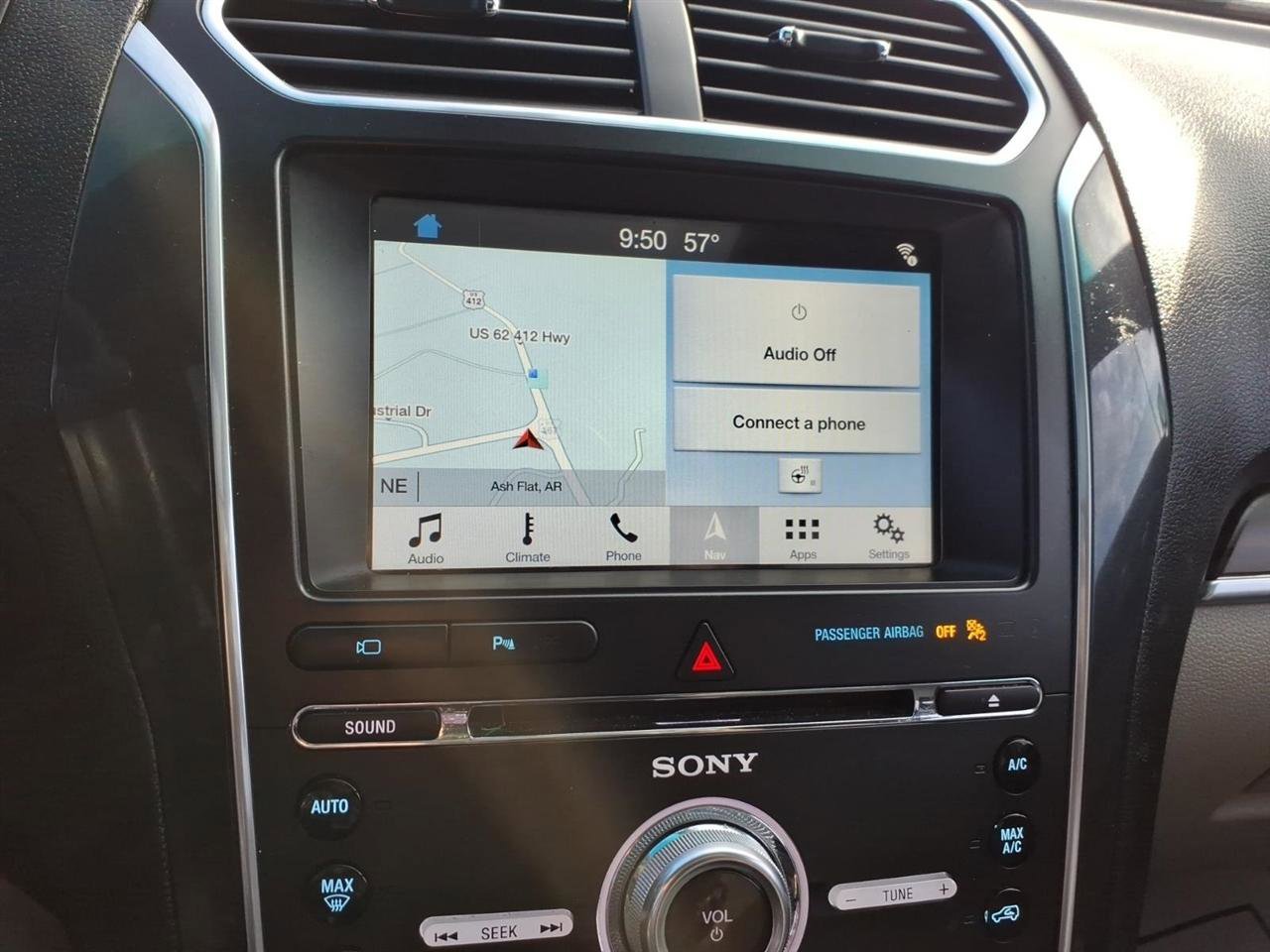 Used 2018 Ford Explorer Limited image 18