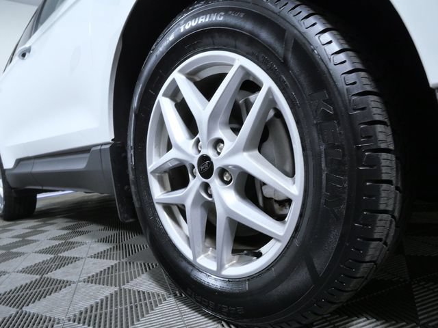 Certified 2023 Ford Edge SEL w/ Convenience Package AWD/4WD image 2