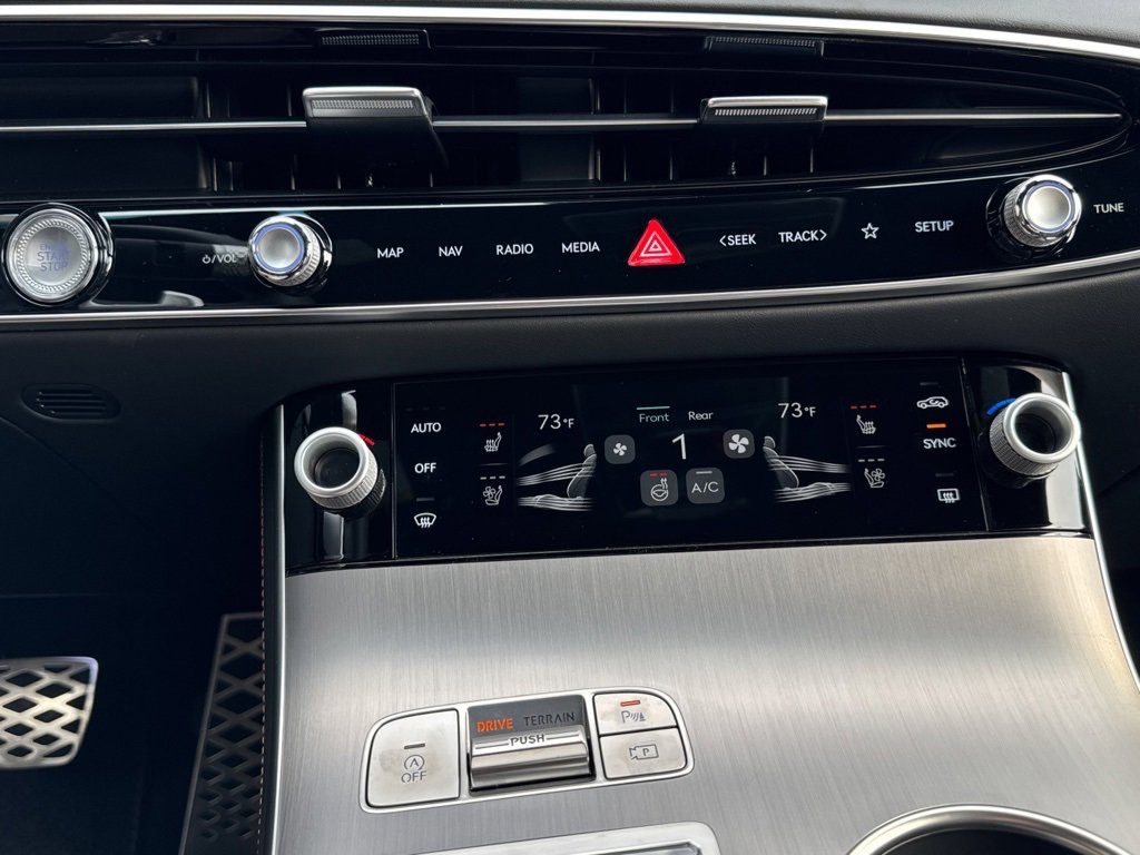 New 2026 Genesis GV70 3.5T Sport Advanced image 9