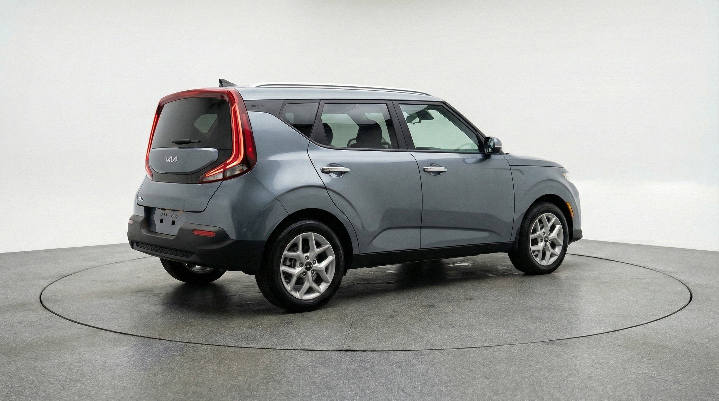 Used 2025 Kia Soul LX w/ LX Technology Package image 9