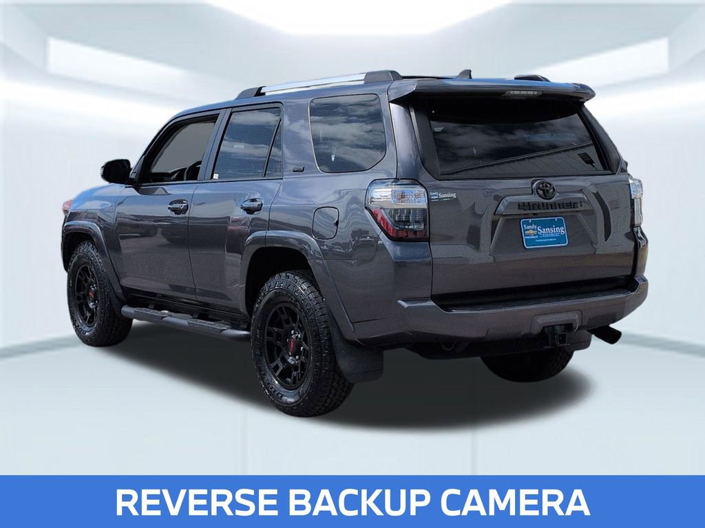 Used 2022 Toyota 4Runner SR5 Premium w/ Moonroof Package image 4