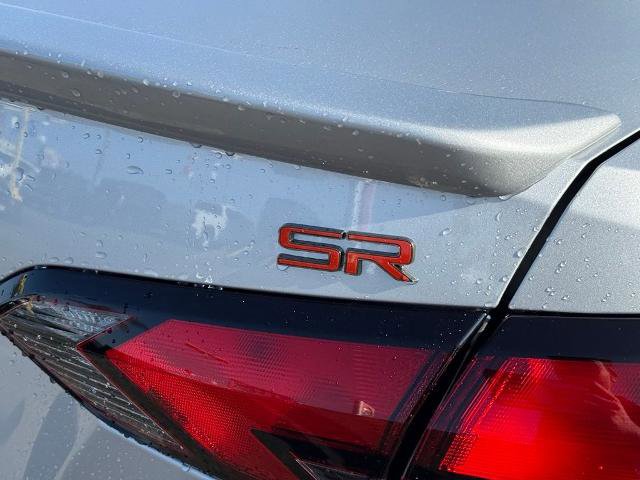 New 2025 Nissan Versa SR w/ Trunk Package FWD image 8