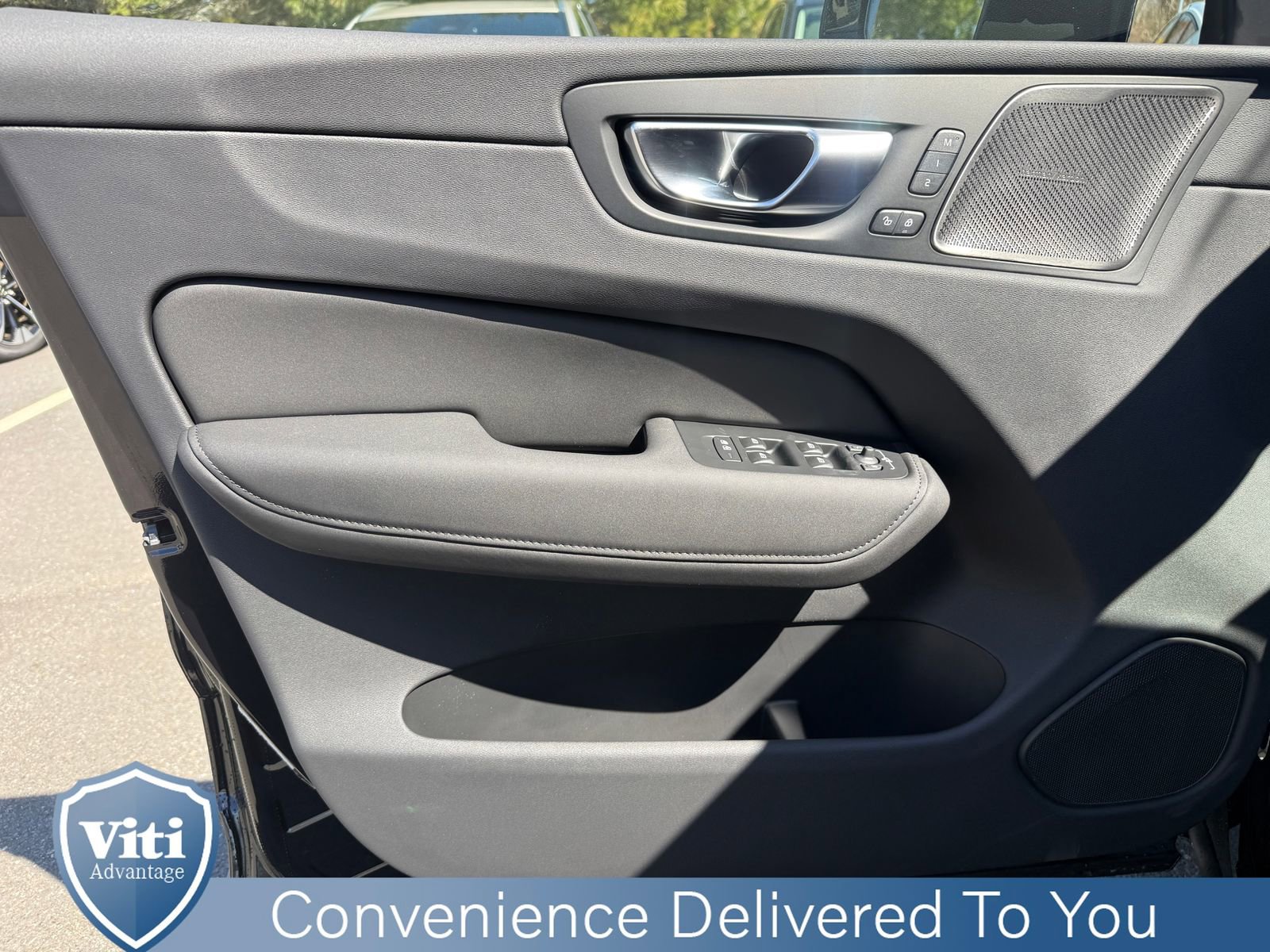 New 2026 Volvo XC60 B5 Ultra w/ Protection Package Premier image 11