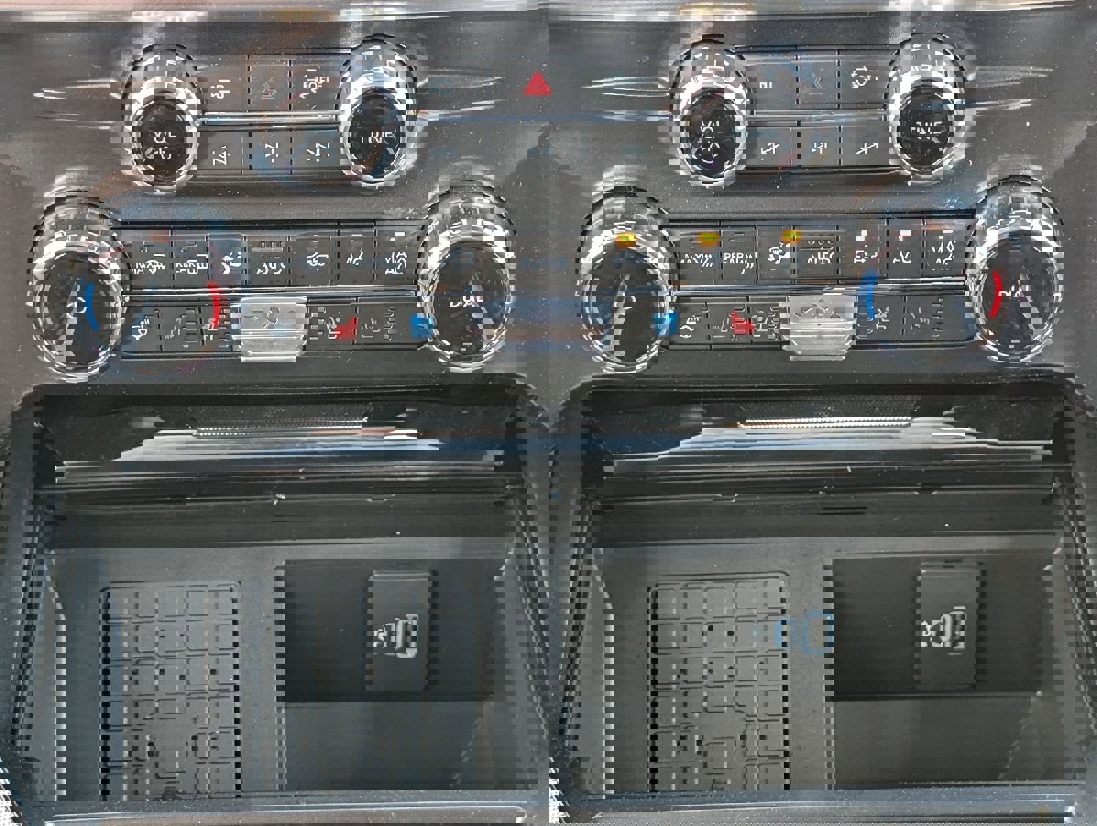 New 2026 Ford F250 King Ranch w/ FX4 Off-Road Package image 19