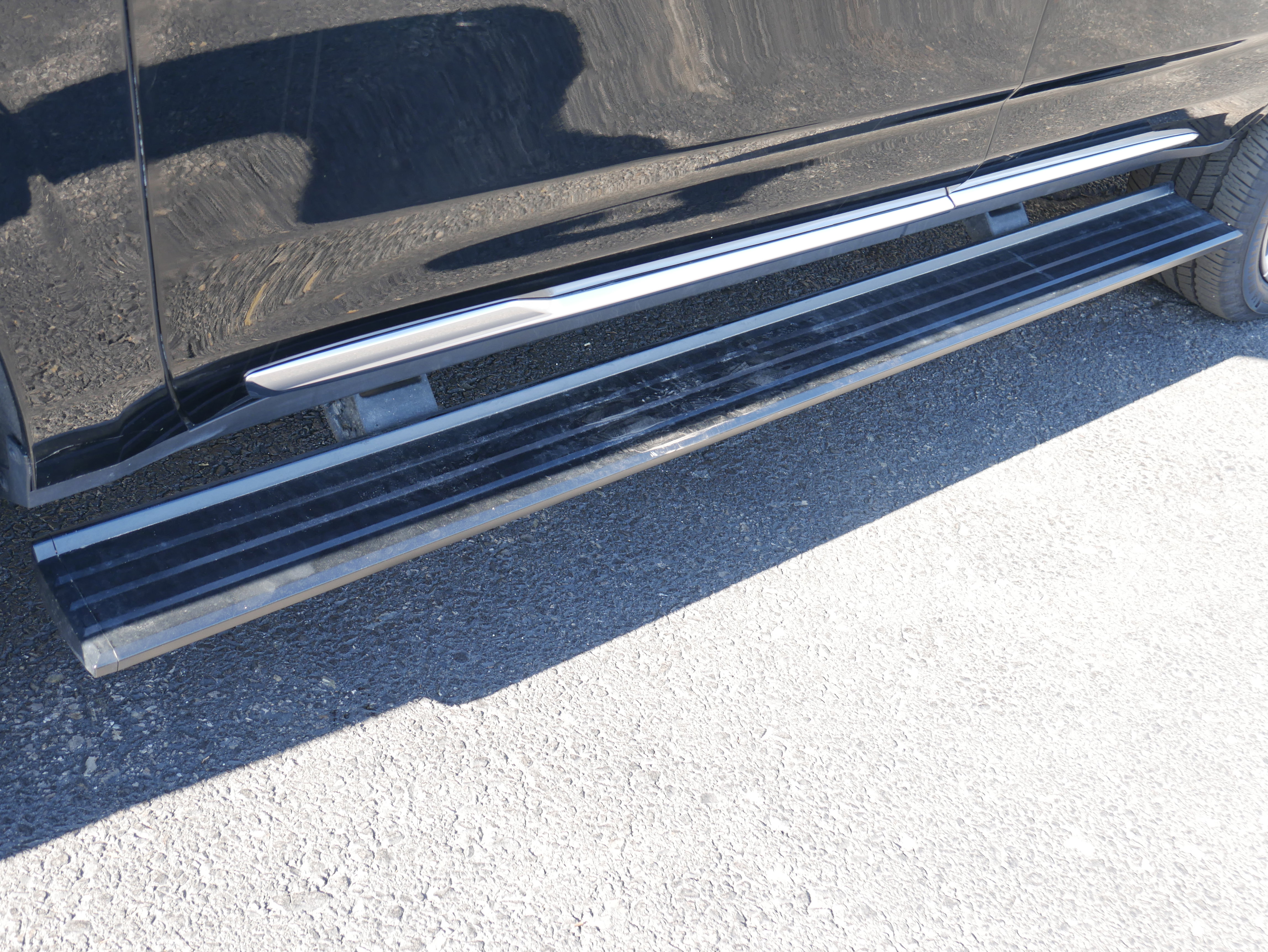 Used 2021 Cadillac Escalade Premium Luxury Platinum w/ Heavy-Duty Trailer Package image 15