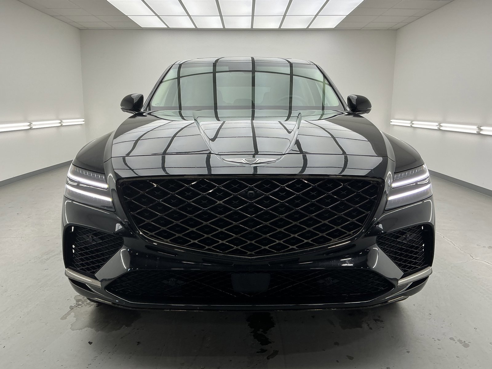 Used 2025 Genesis GV80 3.5T e-SC image 2