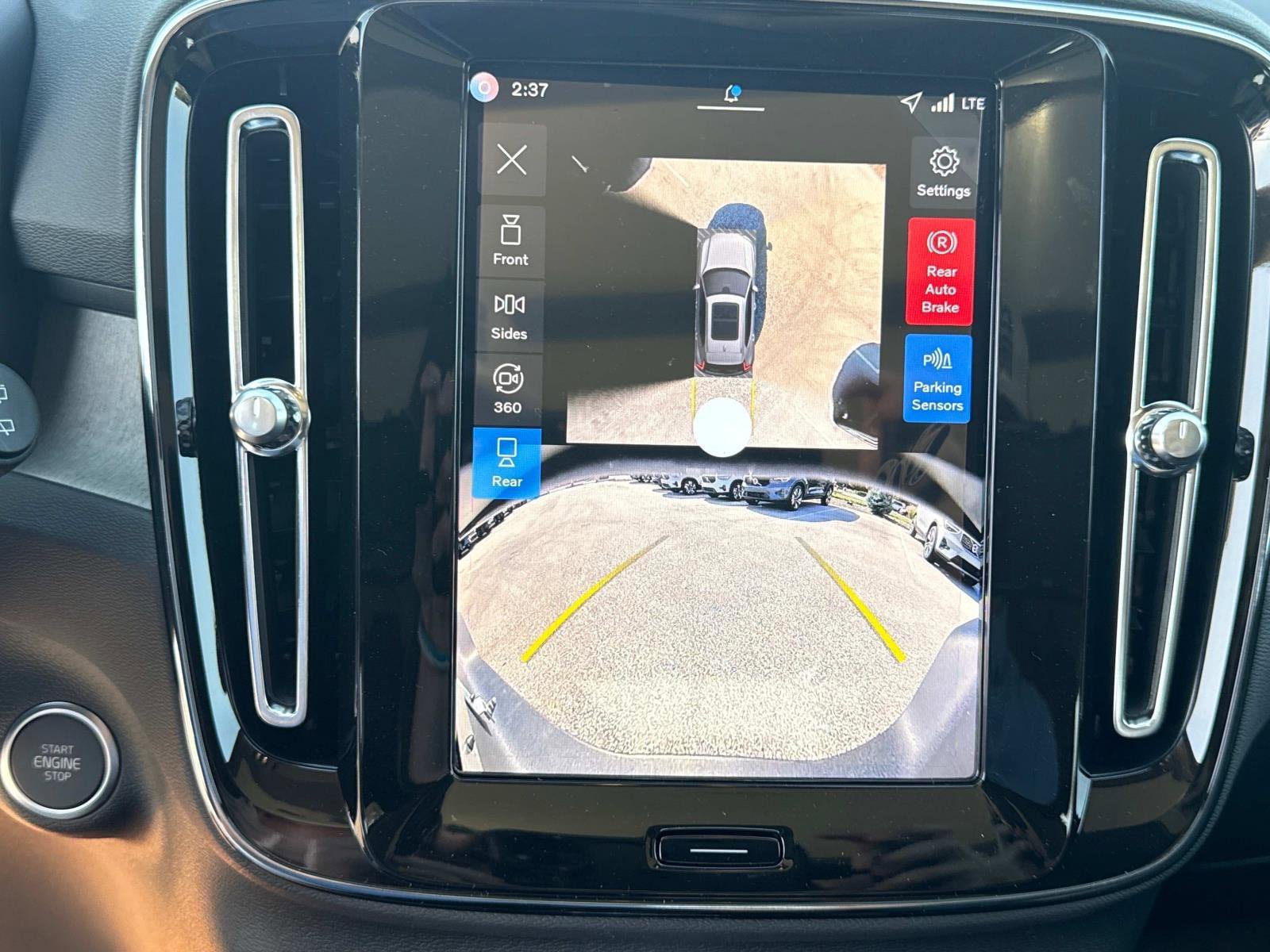 New 2026 Volvo XC40 B5 Plus w/ Climate Package AWD/4WD image 23