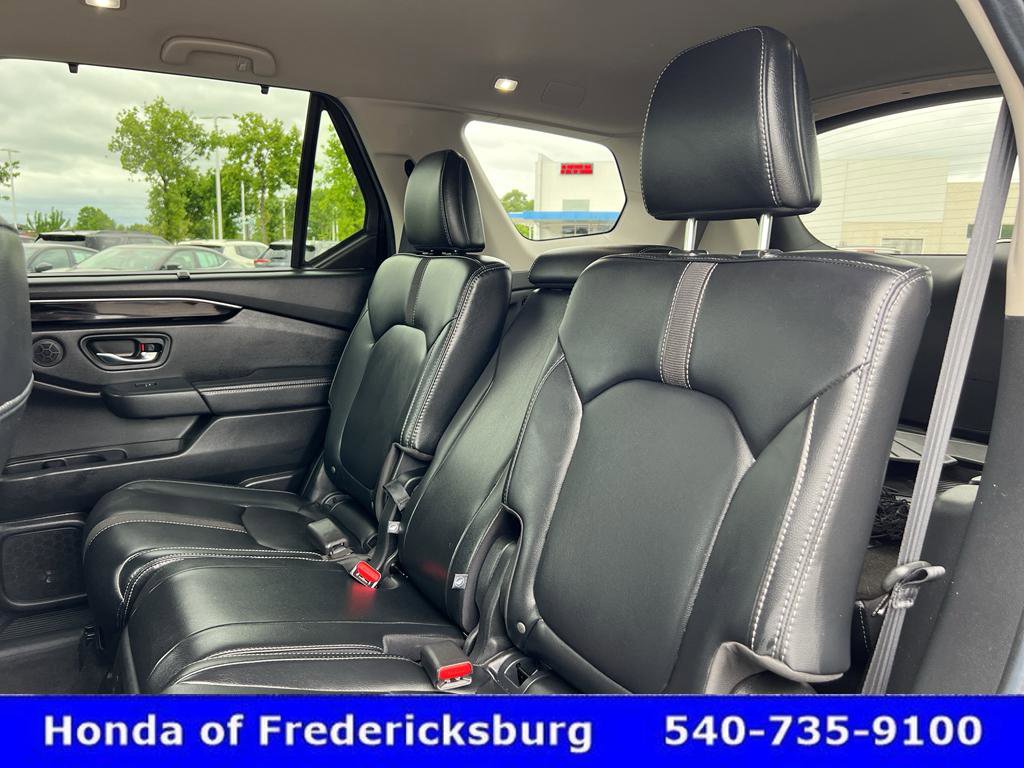 Used 2025 Honda Pilot EX-L image 26